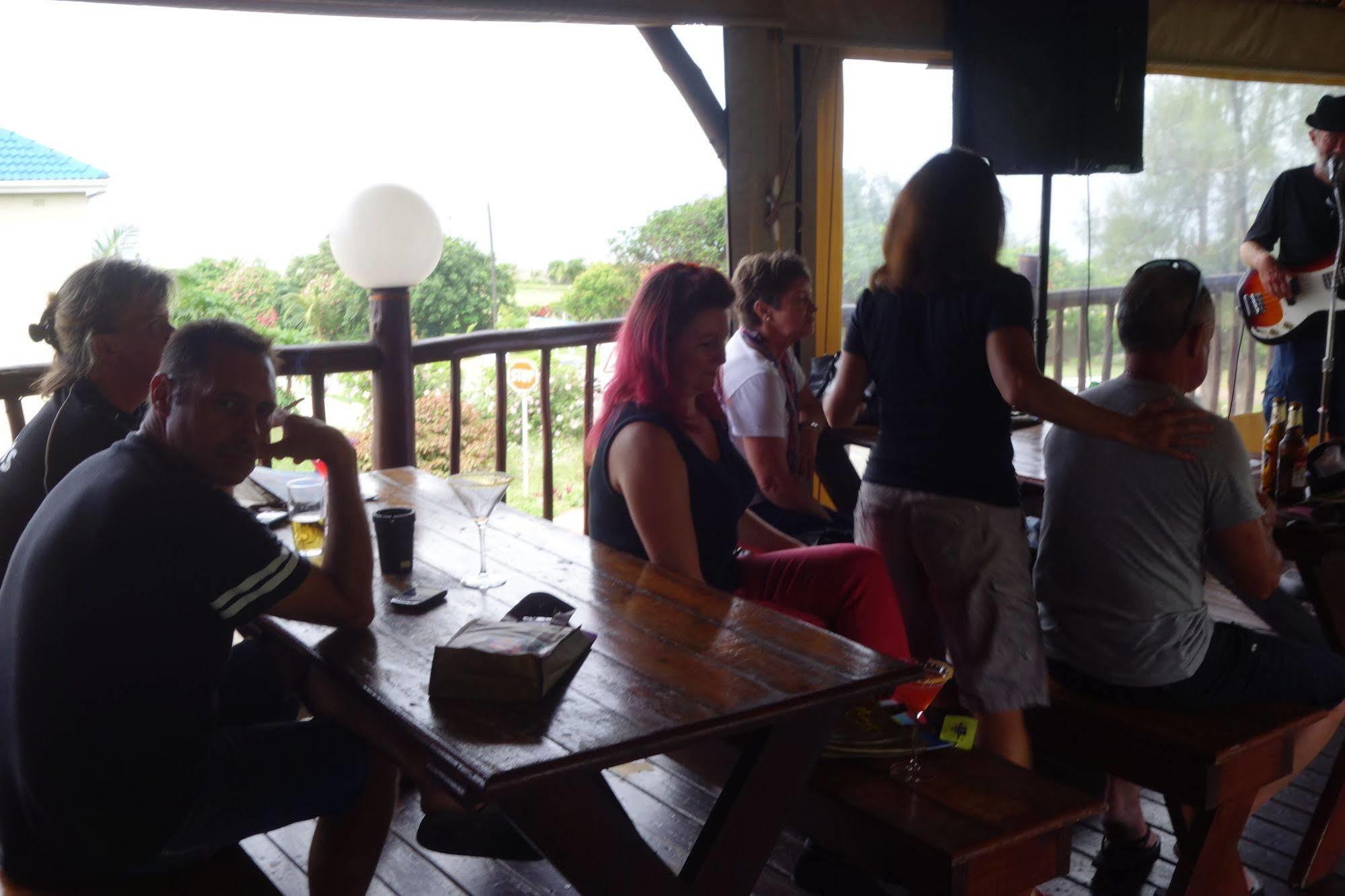 Blue Ocean Dive Resort Umkomaas Luaran gambar